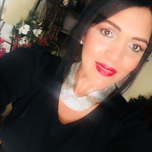 Meet your Posher, Yolanda